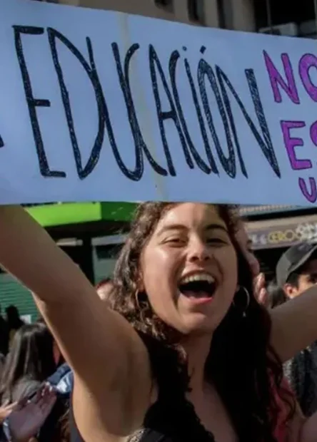 ¿Qué dice la propuesta de estatutos del Congreso Fech?: escucha el resumen de las 40 páginas en 15 minutos