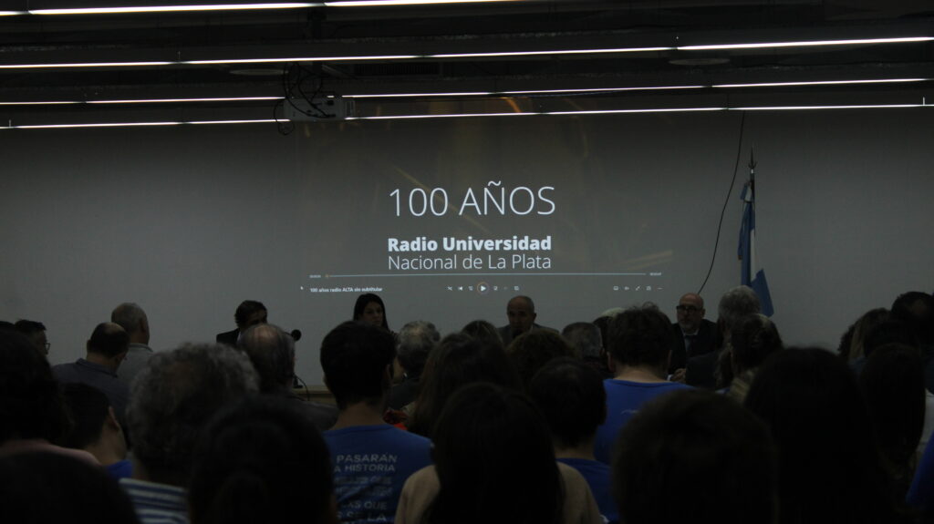 100 años de la radio. Universidad Nacional de La Plata